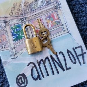 Louis Vuitton Lock & 2 Keys - LV Padlock